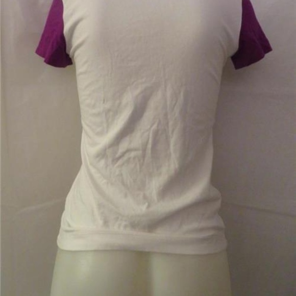 MOSCHINO CHEAP AND CHIC WHITE TOP W/PLUM TRIM 8 * - Picture 4 of 6